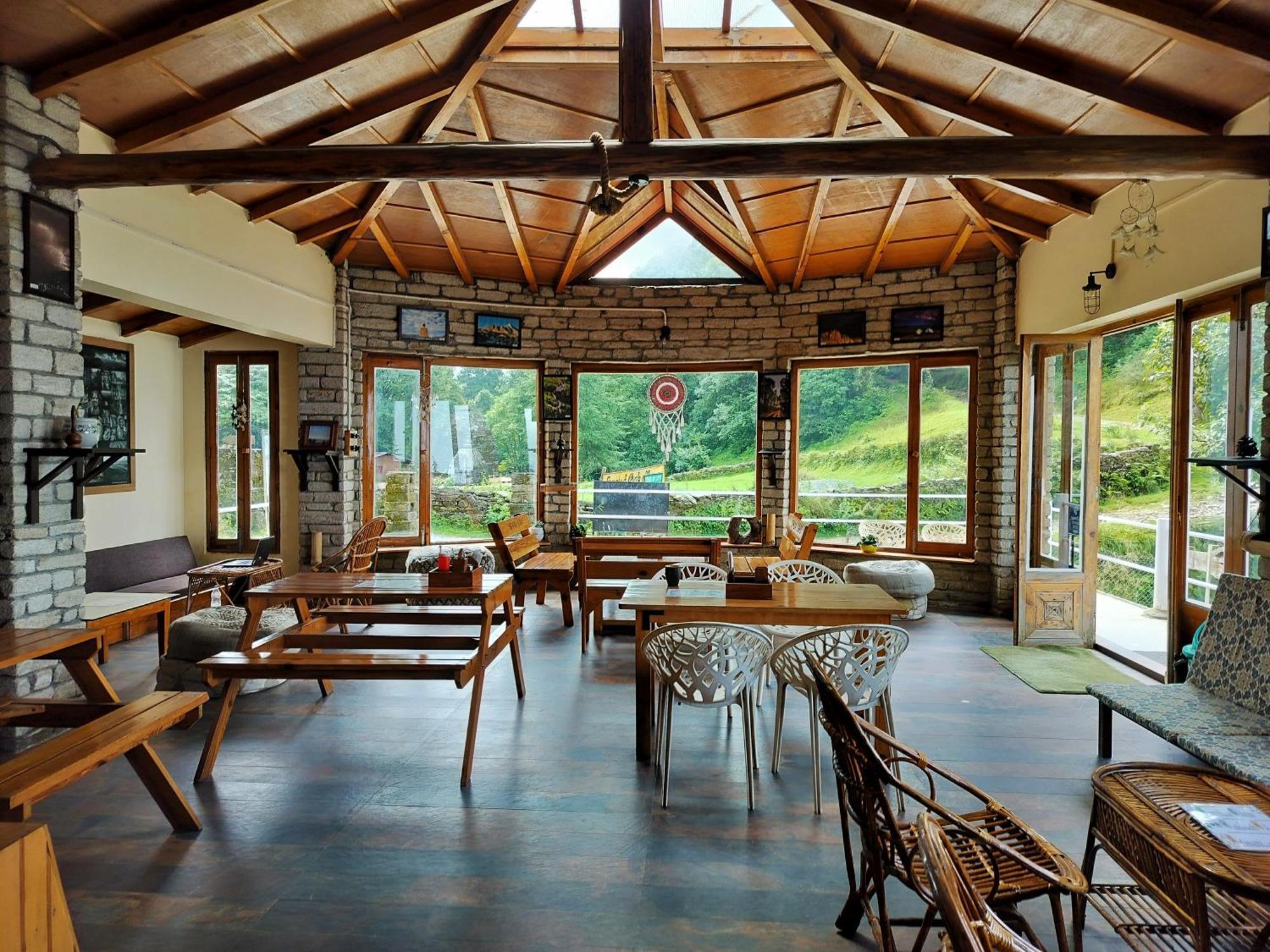 Simba Jungle Lodge, Binsar Wildlife Sanctuary Exteriör bild