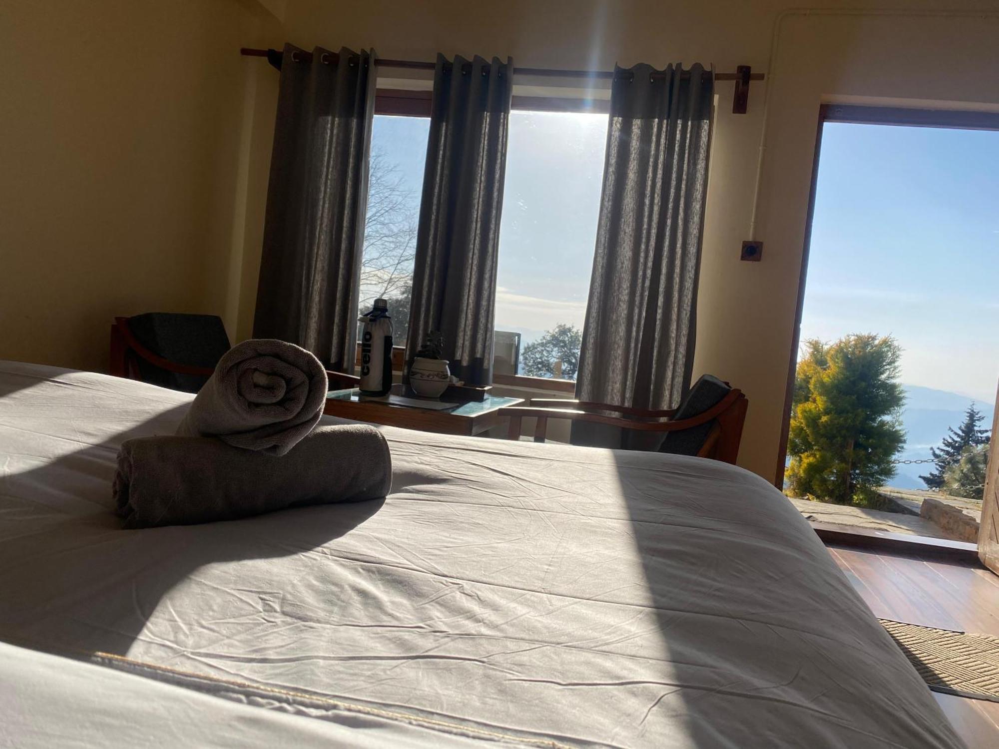 Simba Jungle Lodge, Binsar Wildlife Sanctuary Exteriör bild